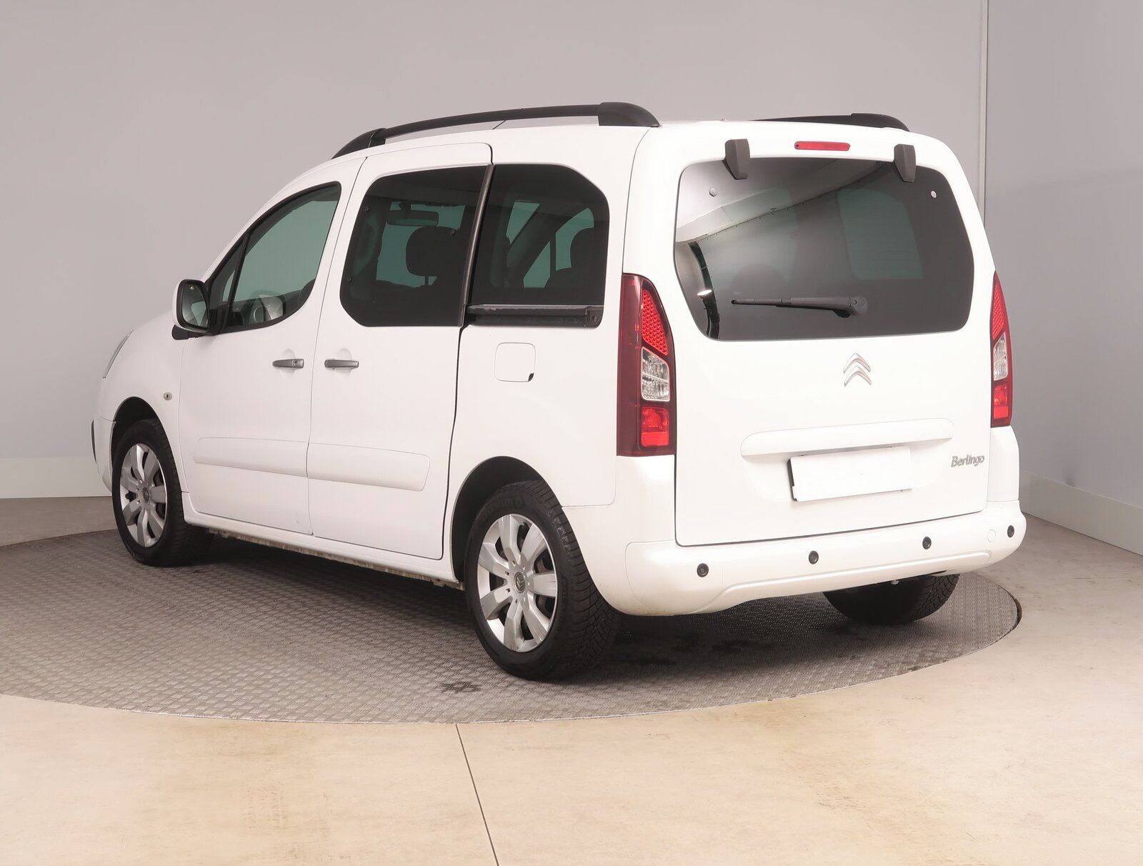 Citroën Berlingo, 1.6 BlueHDi, 5Míst, Klima, ČR - fotka 4