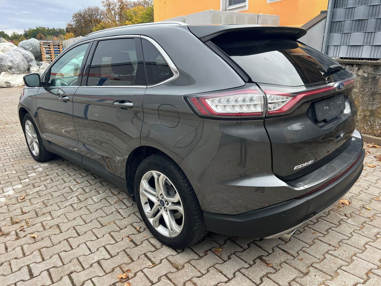 Ford Edge, 2,0TDCi 154kW 4x4 kůže - fotka 3