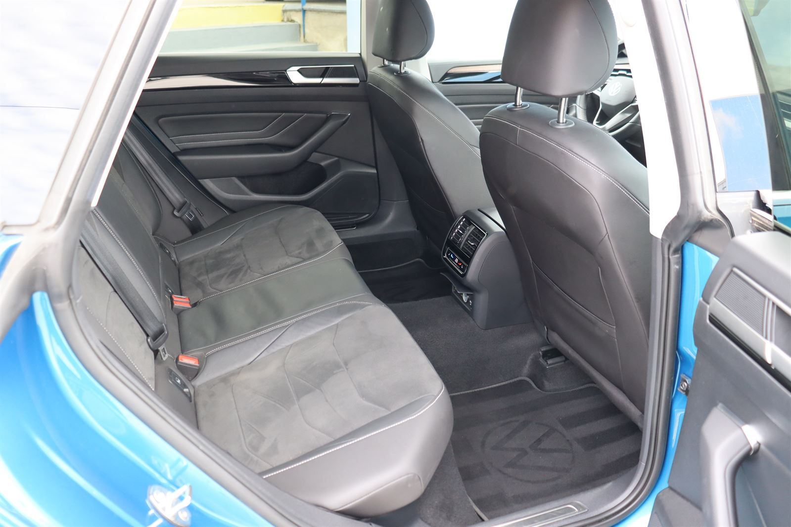 Volkswagen Arteon, 2.0 TDI BMT DSG Sh Brake - fotka 6
