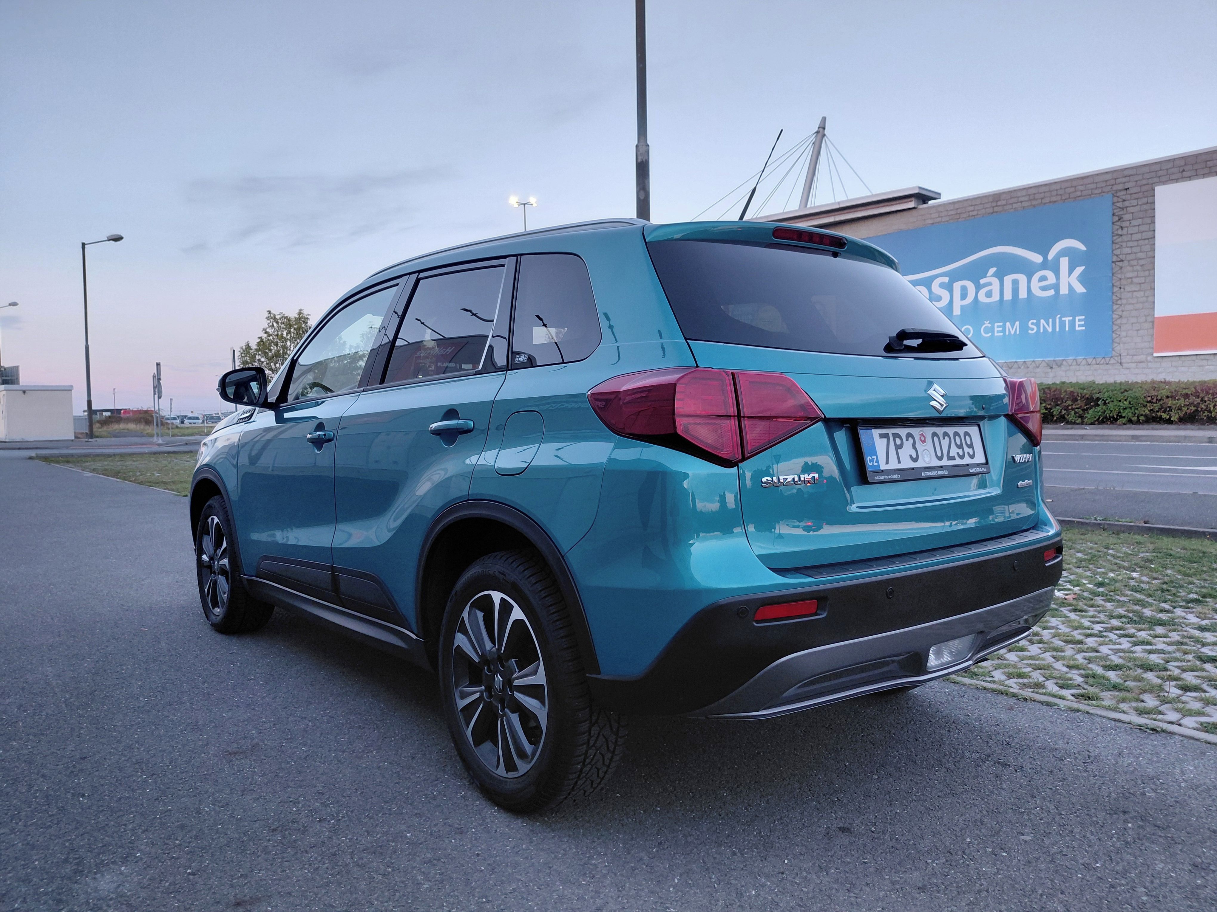 Suzuki Vitara, 1.4 103KW4x4 1.MAJ EXTRA PĚKNÉ - fotka 5
