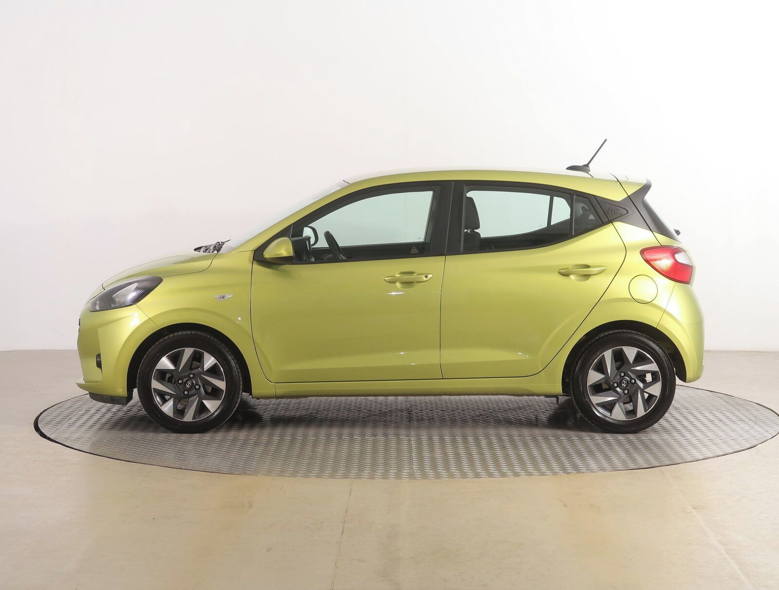 Hyundai i10, 1.2, Comfort, Automat - fotka 3