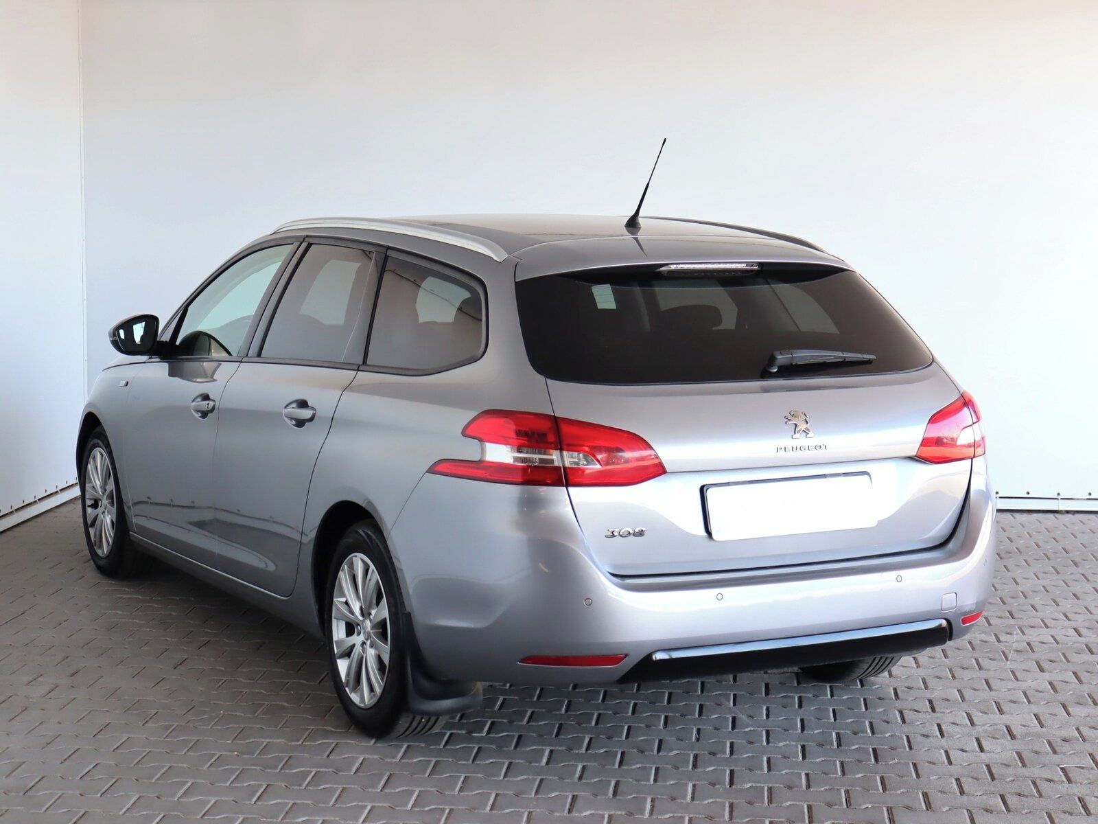 Peugeot 308, 1.6 BlueHDi, Serv.kniha - fotka 4