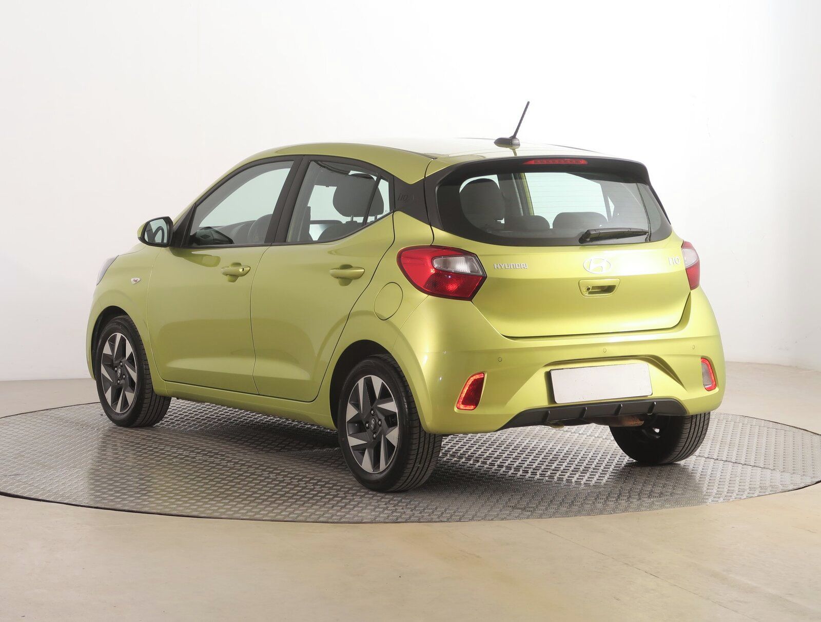 Hyundai i10, 1.2, Comfort, Automat - fotka 4