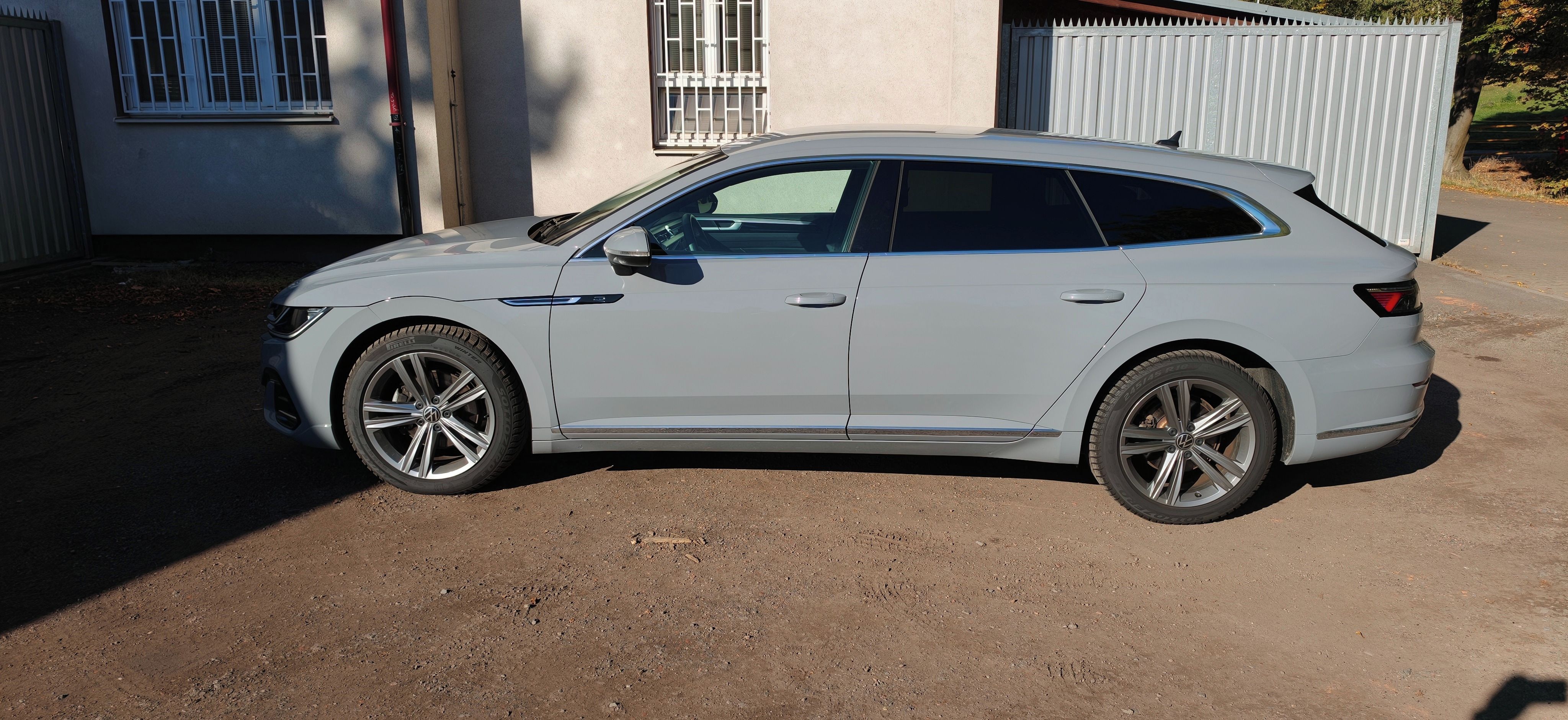 Volkswagen Arteon Shooting Brake, 1.4 TSI PHEV, DSG, R-Line - fotka 2