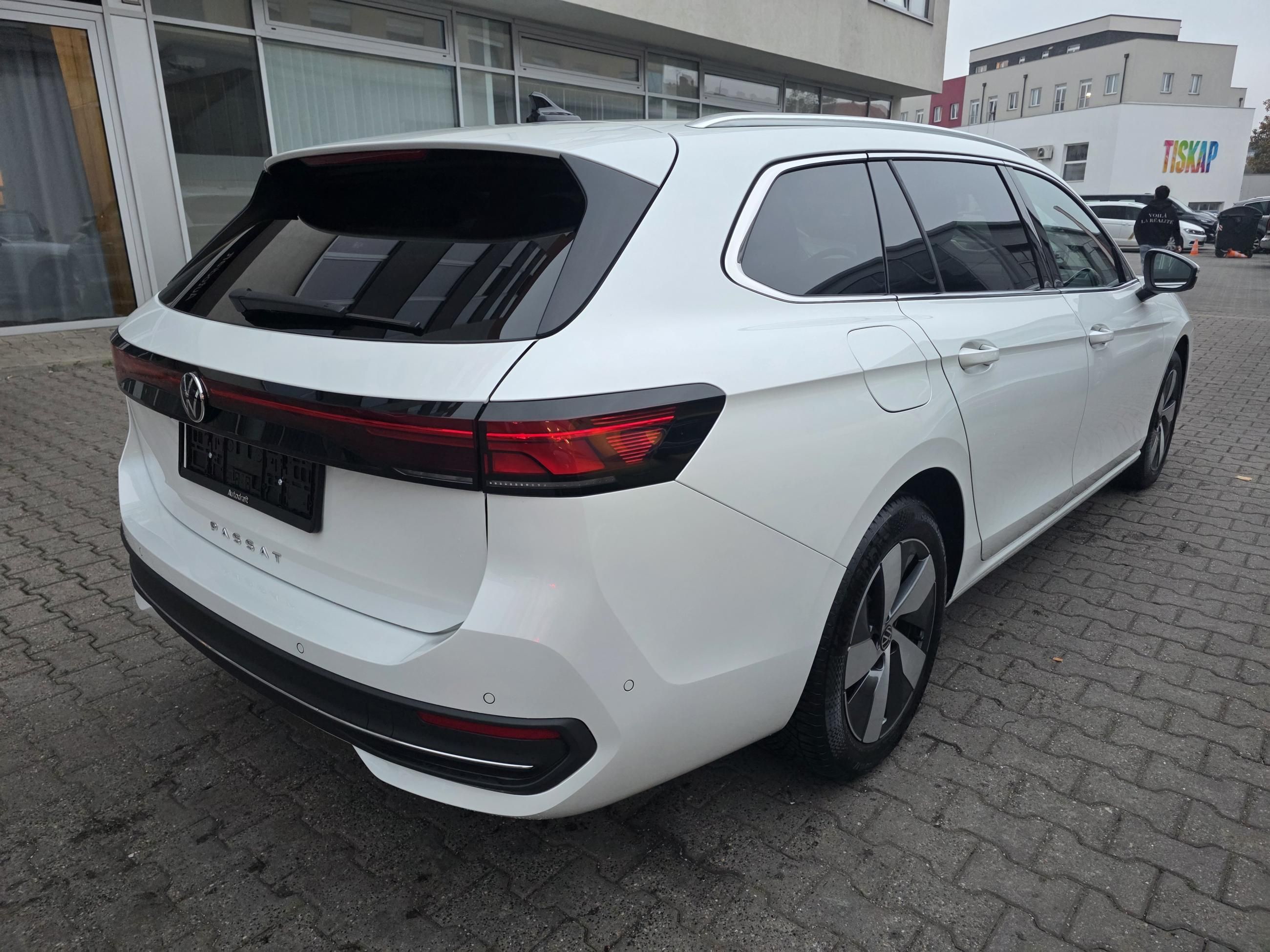 Volkswagen Passat, 2.0 TDI 110kW DSG / Tažné - fotka 6