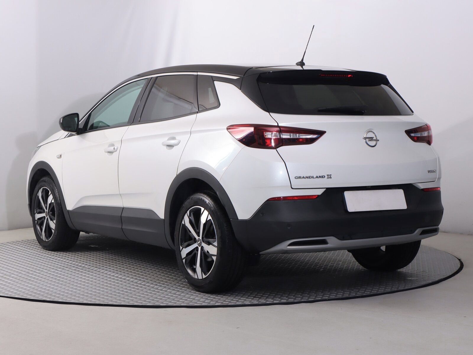 Opel Grandland X, 1.2 Turbo, Serv.kniha - fotka 4