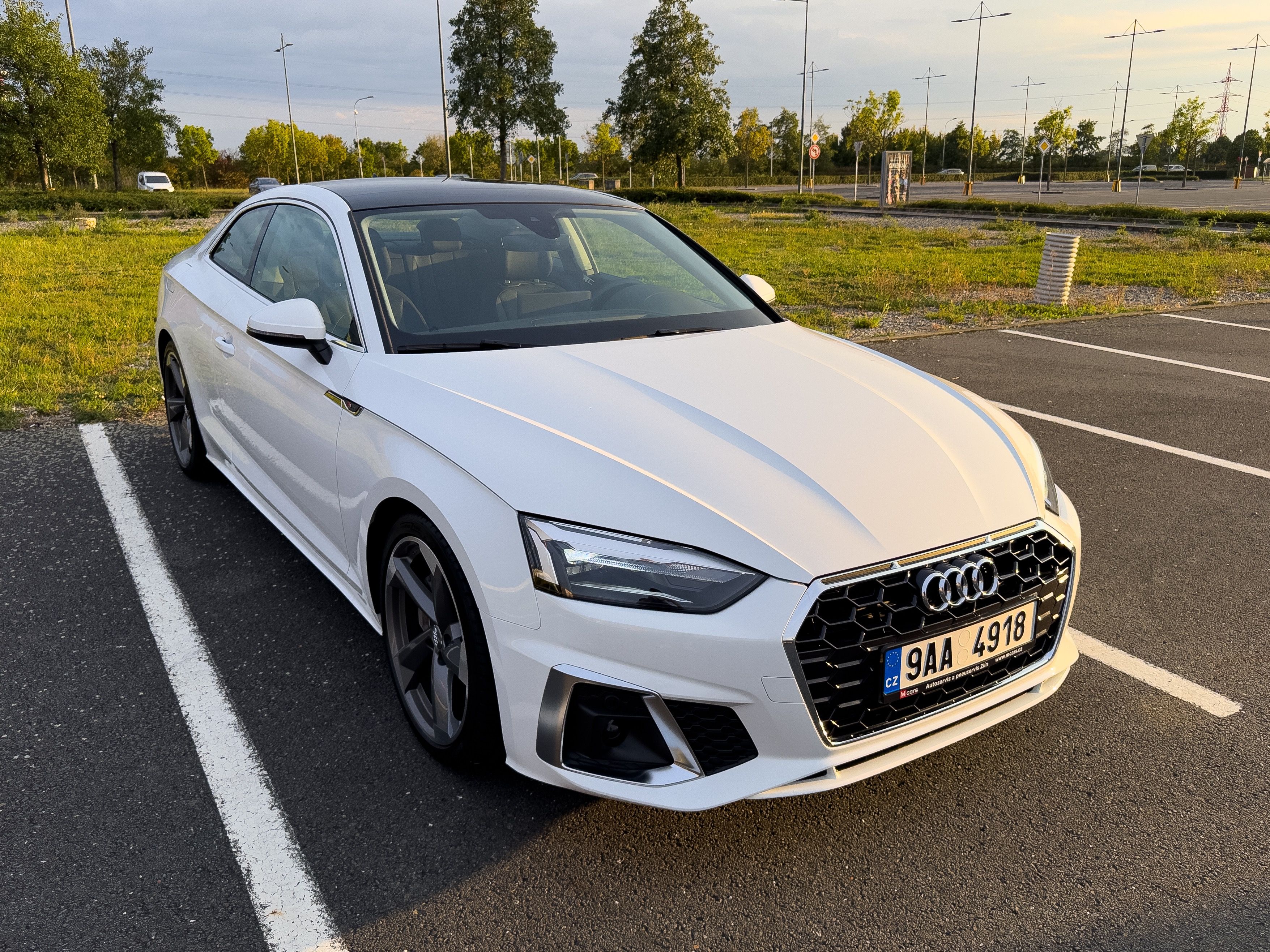Audi A5, Audi A5 40TFSI S-Line