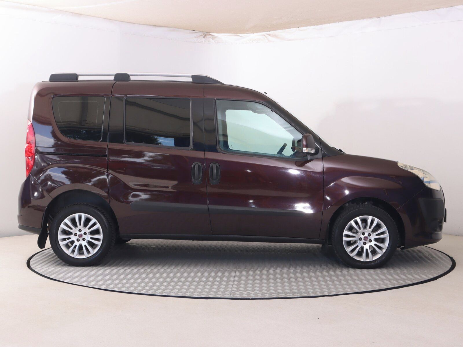 Fiat Dobló, 1.3 MultiJet, 5Míst, ČR - fotka 6