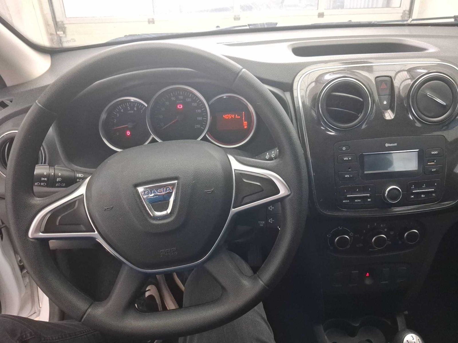 Dacia Sandero, 1.0 SCe, Klima, El. okna - fotka 3