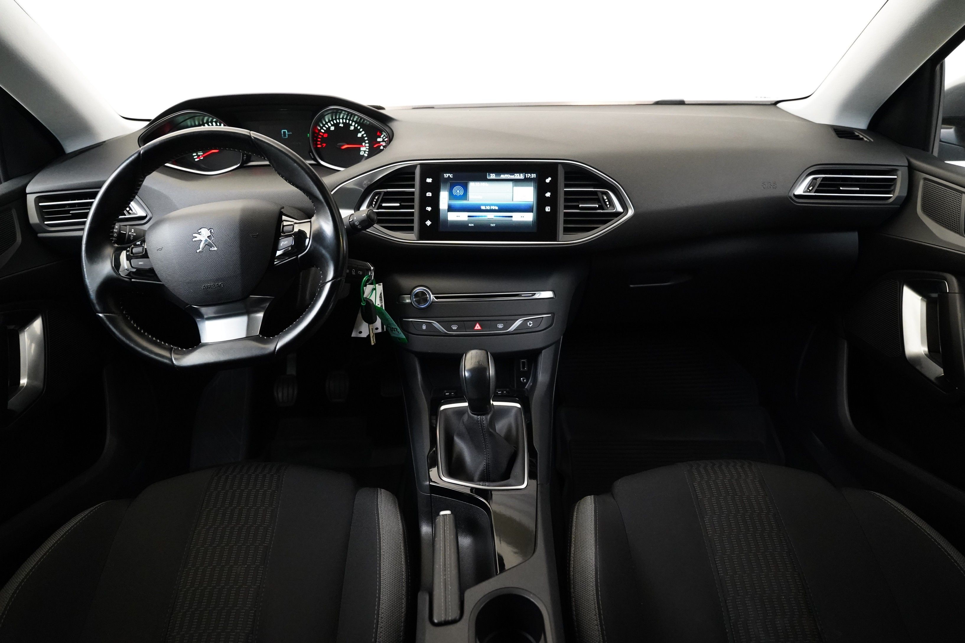 Peugeot 308 - fotka 5