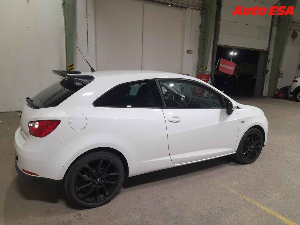 Seat Ibiza, 1.6 - fotka 2