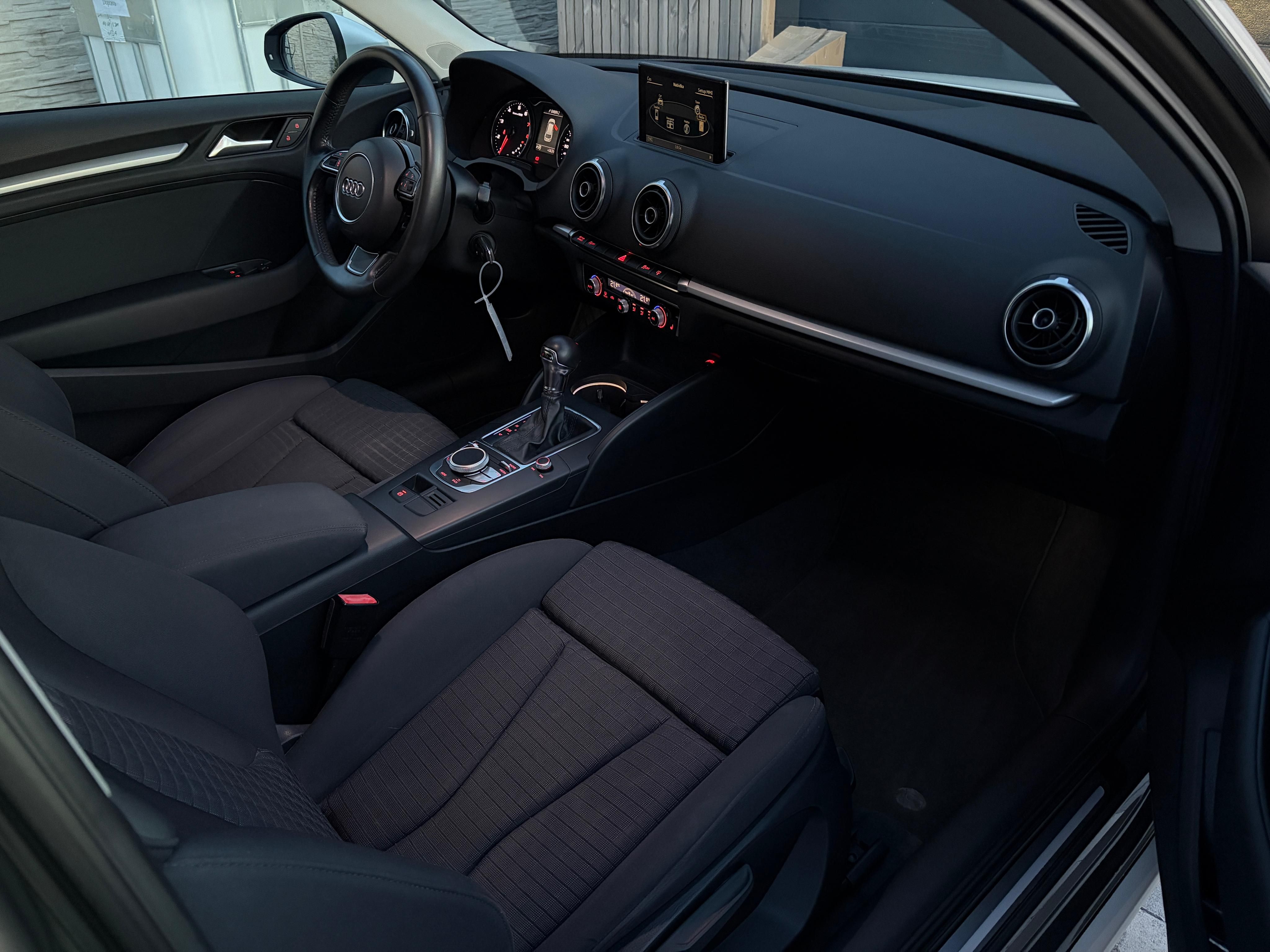 Audi A3, 1,4 TFSI 90kW - fotka 6