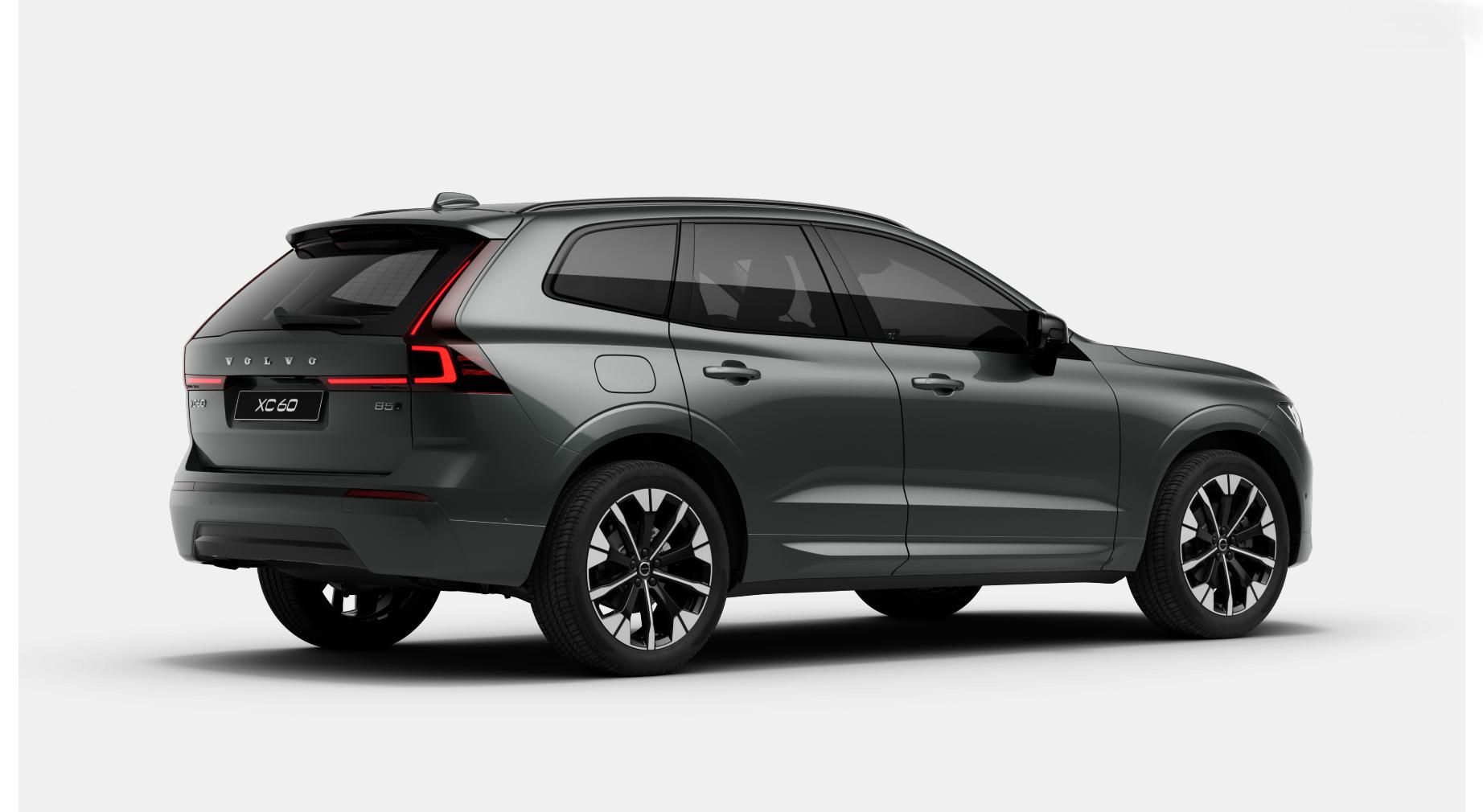 Volvo XC60, B5 AWD PLUS DARK AUT - fotka 5