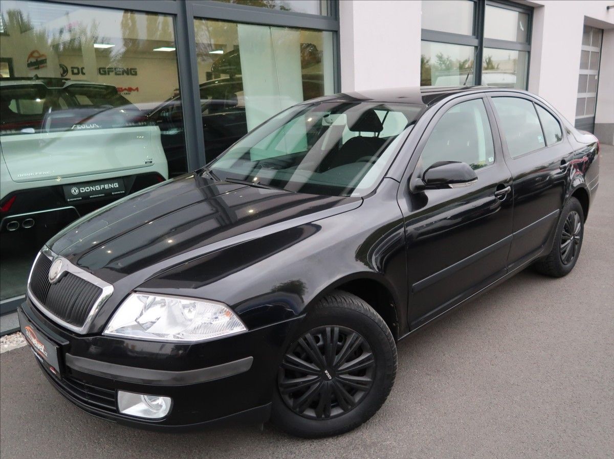 Škoda Octavia, 1,6 FSi,85kW,NovéČR,klima