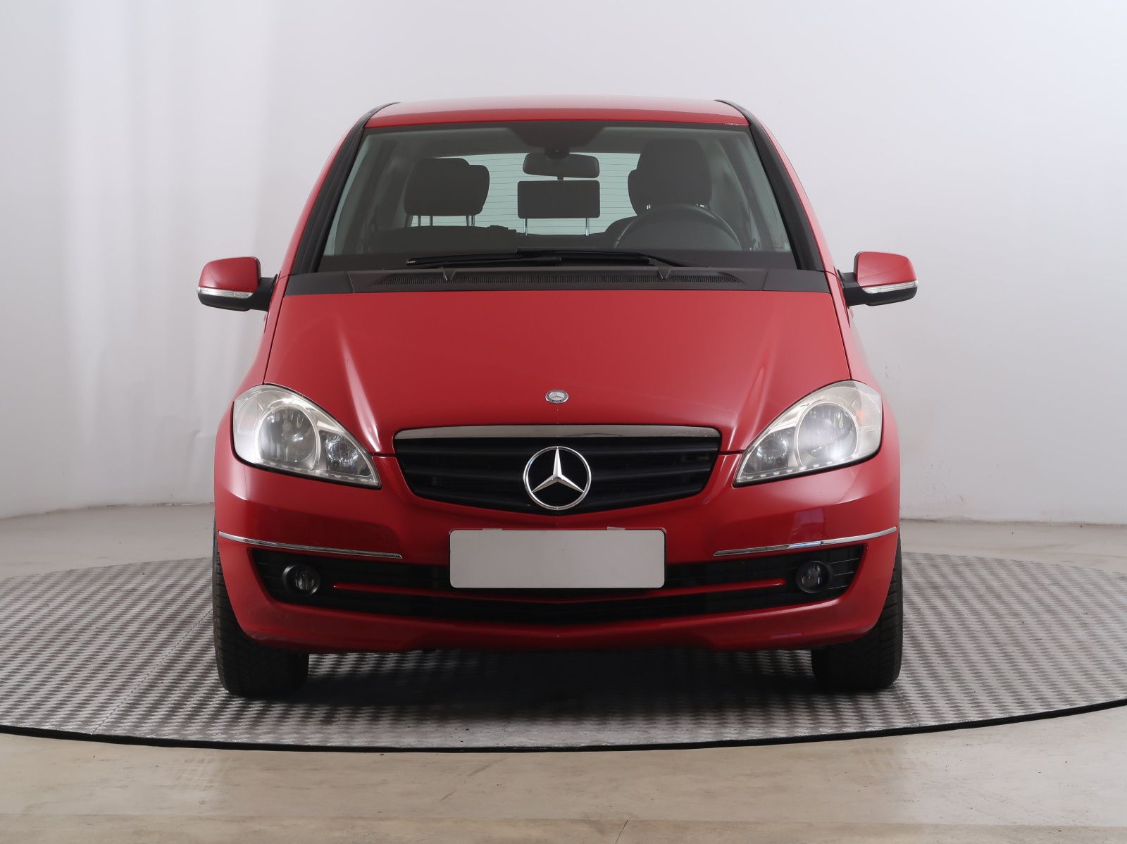 Mercedes-Benz Třídy A, 150 - fotka 2