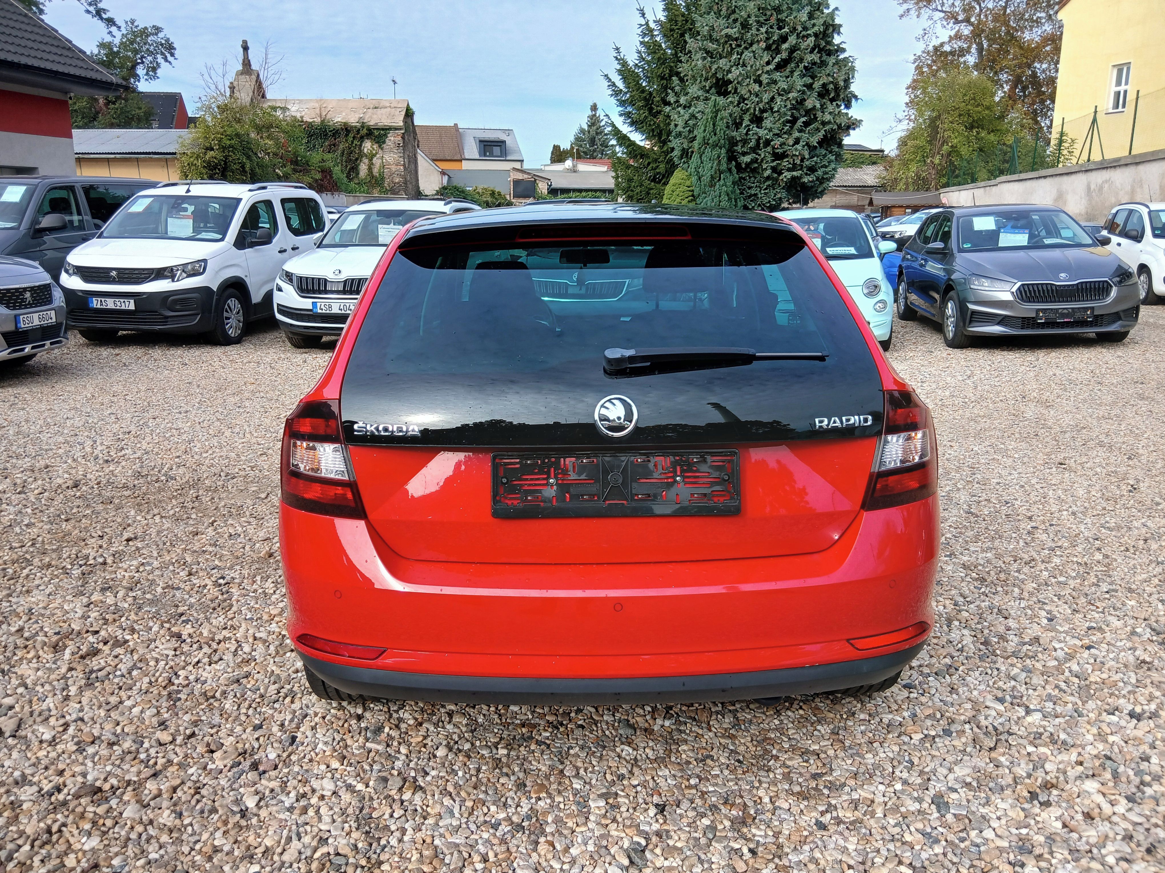 Škoda Rapid, 1.4TDi 66KW DSG Edition Panora - fotka 6