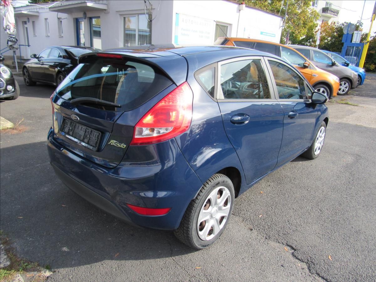 Ford Fiesta, 1,3 i 60kW - fotka 6