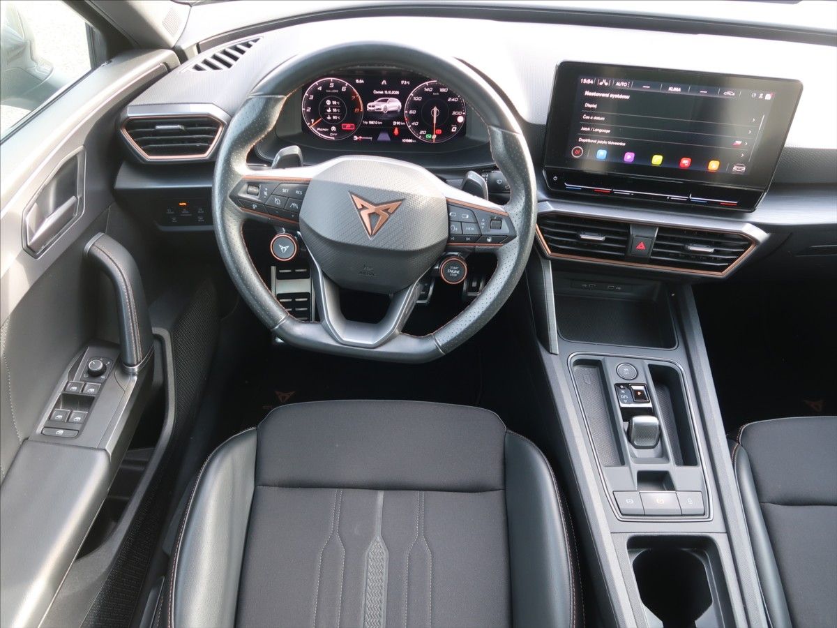 Cupra Leon, 2,0 TSI VZ ST DSG 221kW - fotka 5