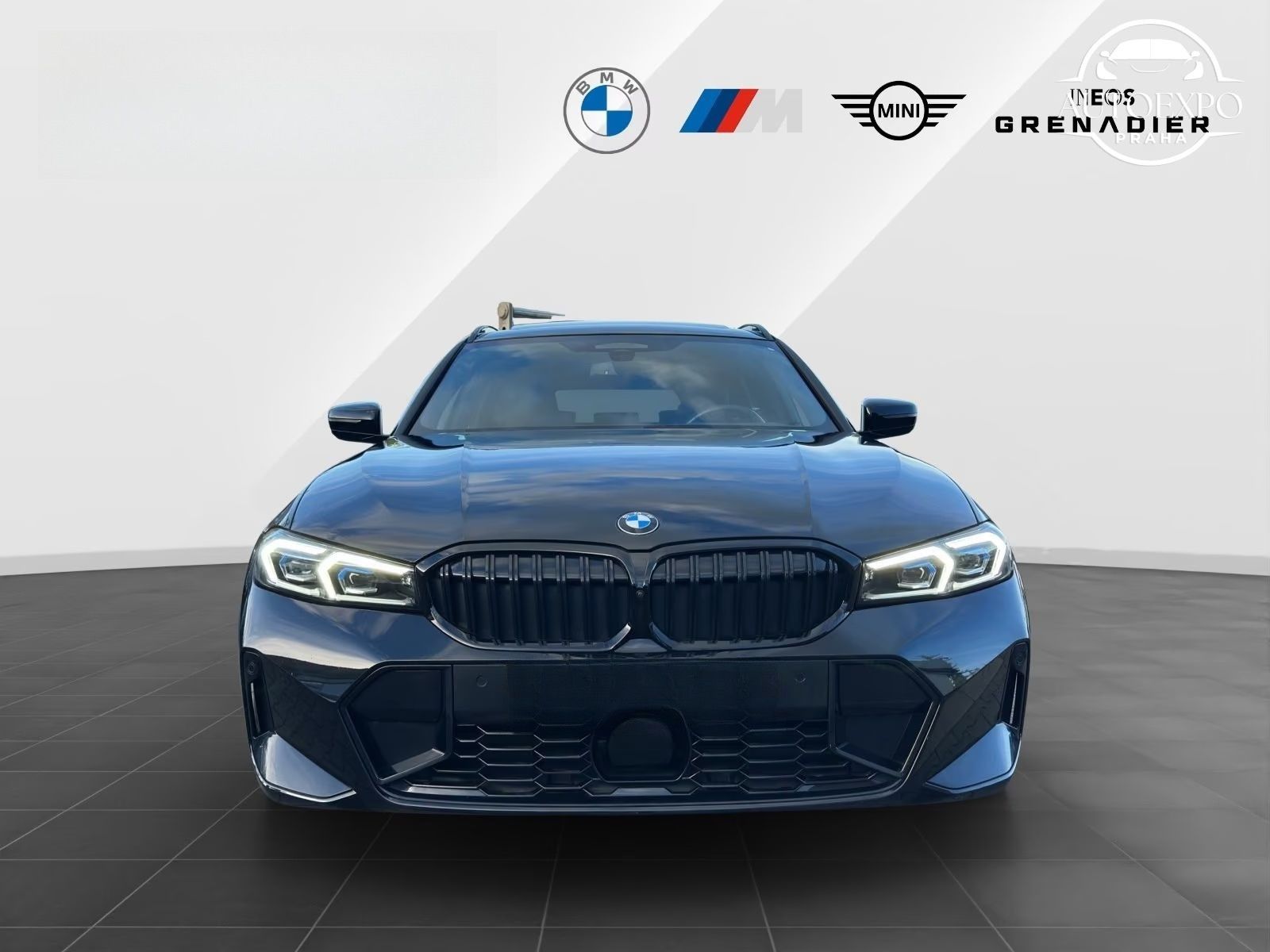 BMW Řada 3, 330i Touring M Sportpaket - fotka 2
