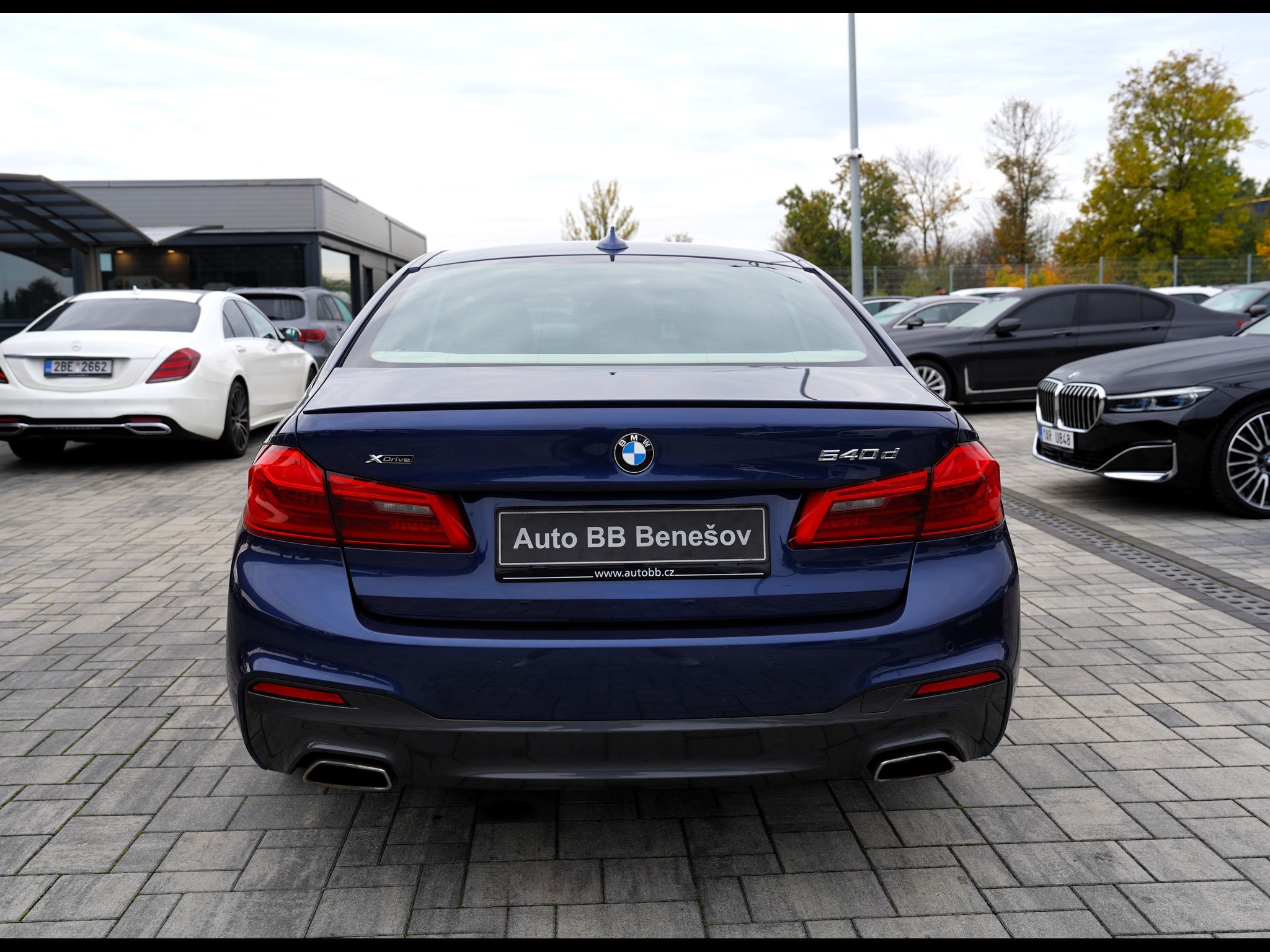 BMW Řada 5, 540d xDrive Mpaket/320PS/ČR - fotka 5