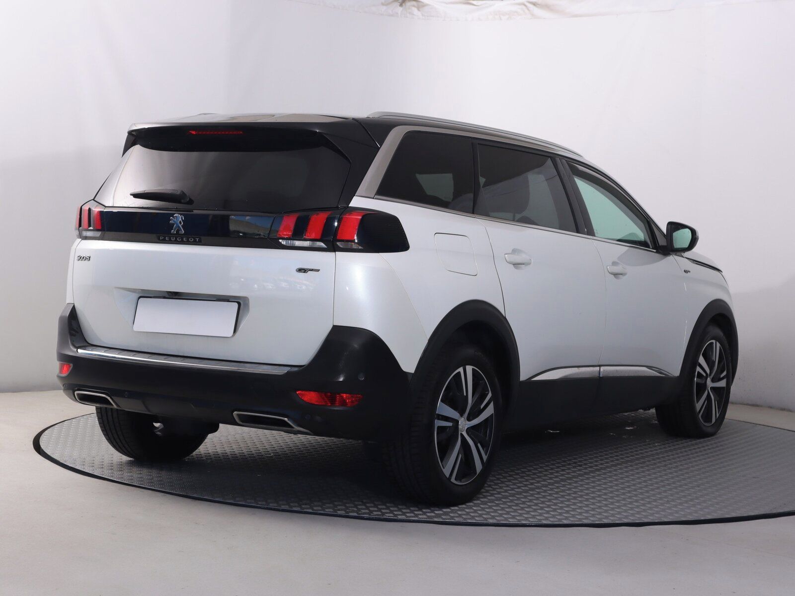 Peugeot 5008, 2.0 BlueHDi, Automat, 7 míst - fotka 5