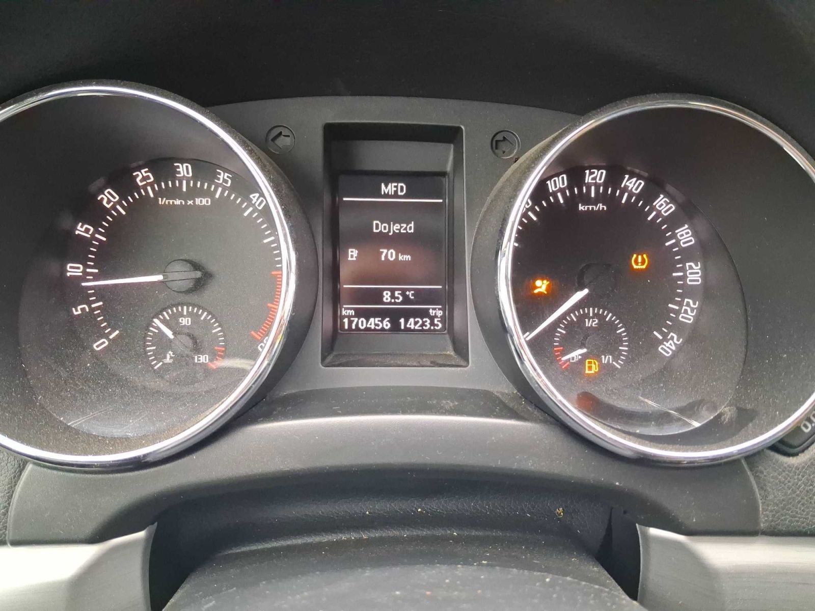 Škoda Yeti, 1.6 TDI, GreenLine, Navi - fotka 3