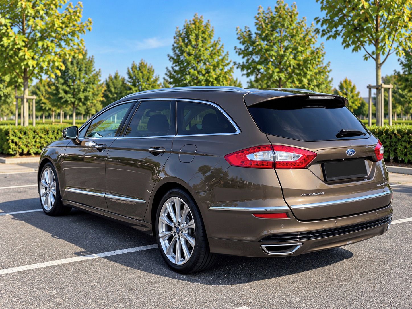 Ford Mondeo, 2.0 TDCi Vignale 4x4 AT,132 kW - fotka 4