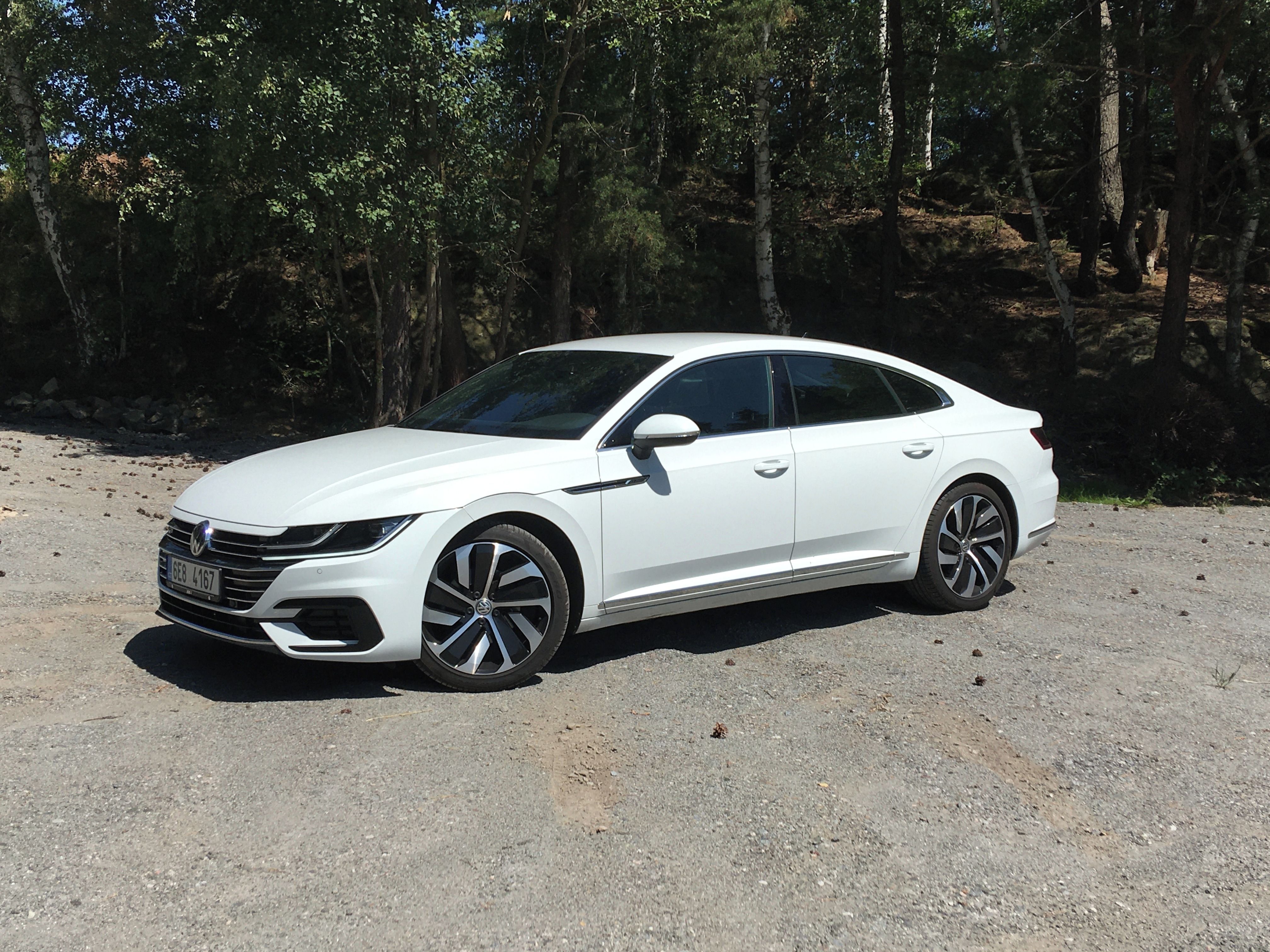 Volkswagen Arteon, VW Arteon 2.0 TDi R-Line - fotka 2