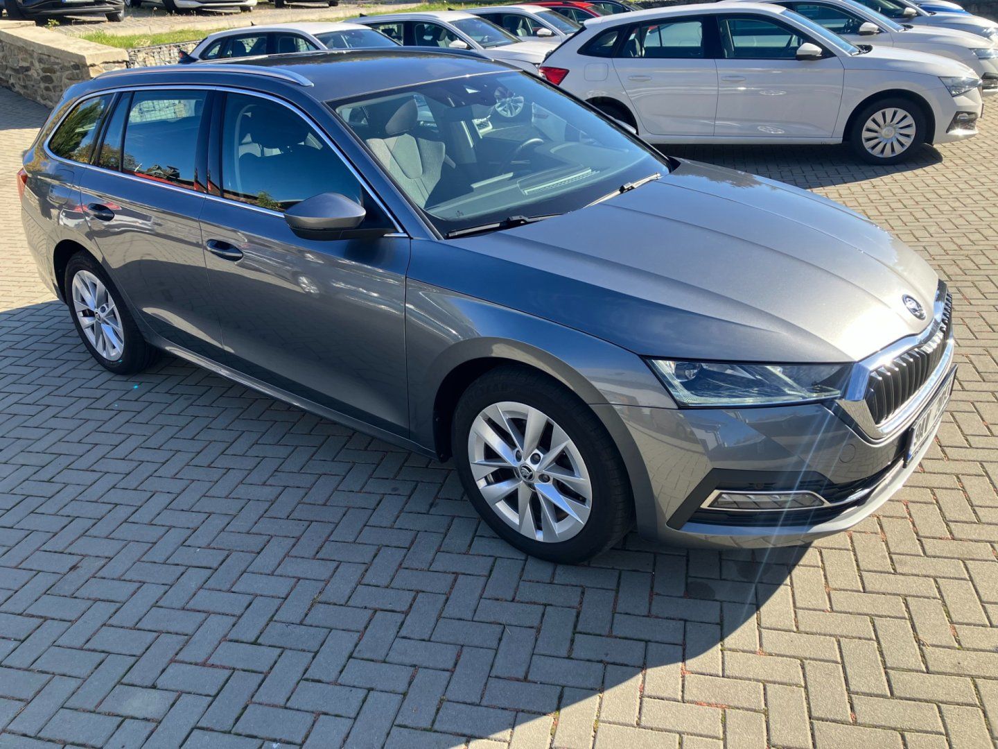 Škoda Octavia, 2.0TDI 110kW STYLE MATRIX - fotka 2