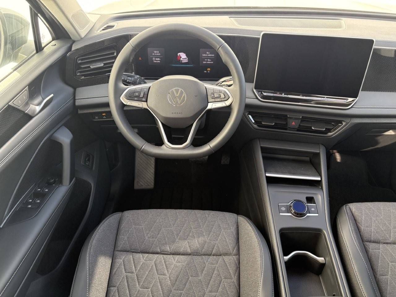 Volkswagen Tiguan, People 7DSG mHEV 1,5eTSI - fotka 6