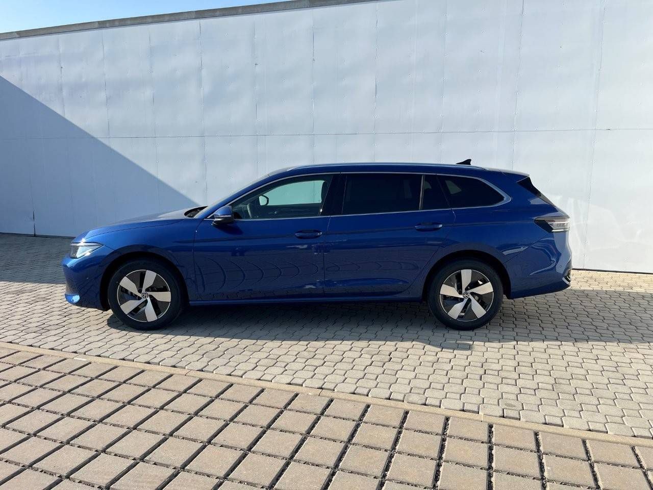 Volkswagen Passat, Style 7DSG 2,0TDI - fotka 3