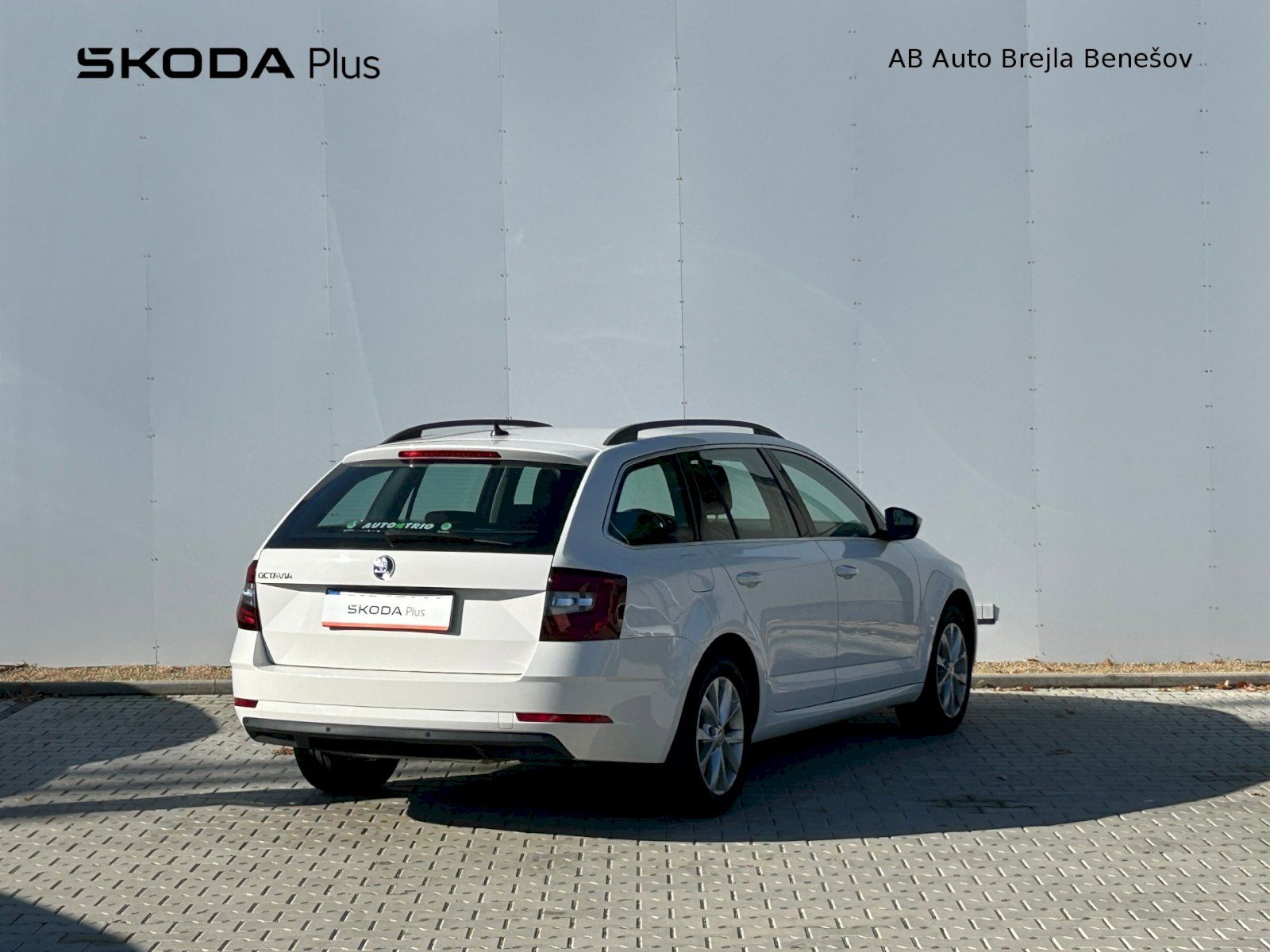 Škoda Octavia, OCTAVIA 1,6TDI 85kW 35000KM!!! - fotka 2