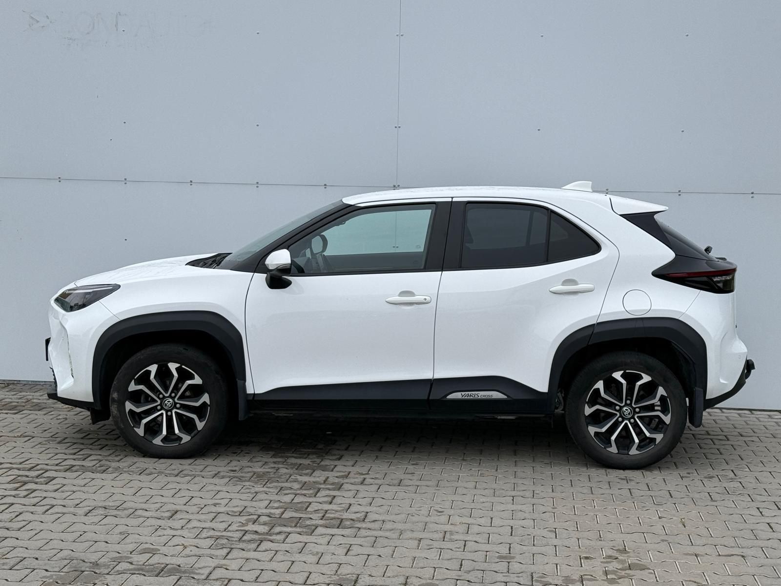 Toyota Yaris Cross, 1.5 HSD e-CVT Style Tech FWD - fotka 3