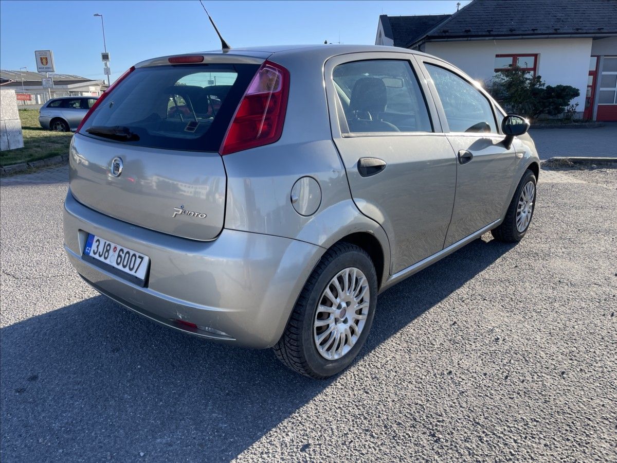 Fiat Punto, 1,2 i 48kw Klima CZauto 1maj. - fotka 4