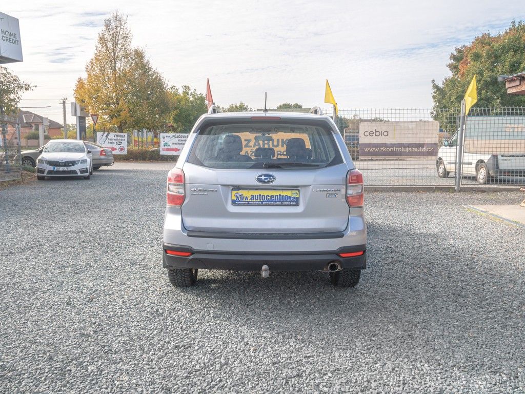 Subaru Forester, 2.0i108KW – ČR 23.12.2013 - fotka 6