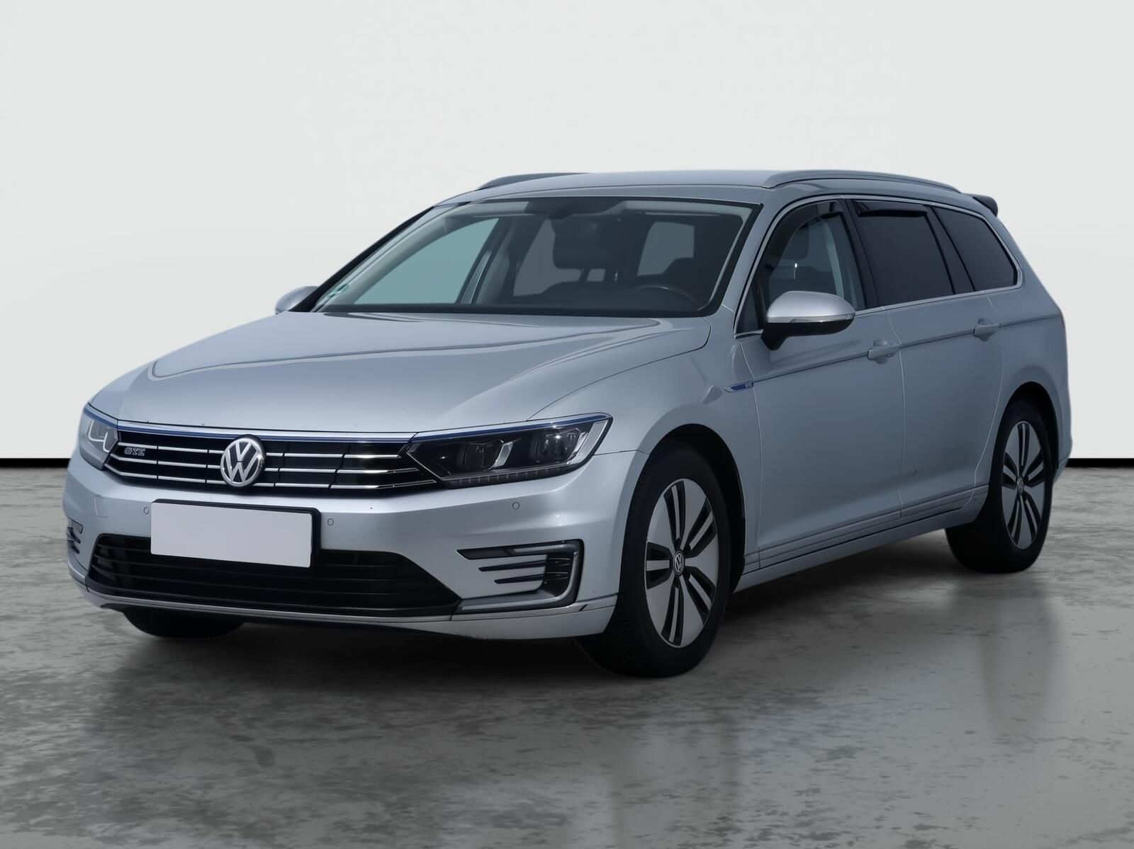 Volkswagen Passat, 1.4 GTE, Automat, Serv.kniha - fotka 2