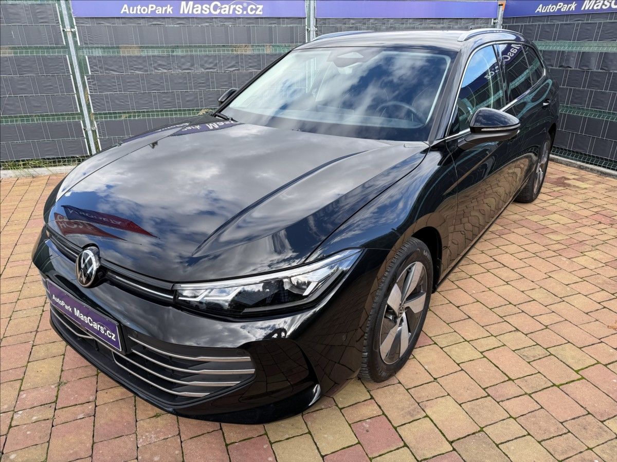 Volkswagen Passat, 1.5 eTSI Business/HUD/ERGO - fotka 4