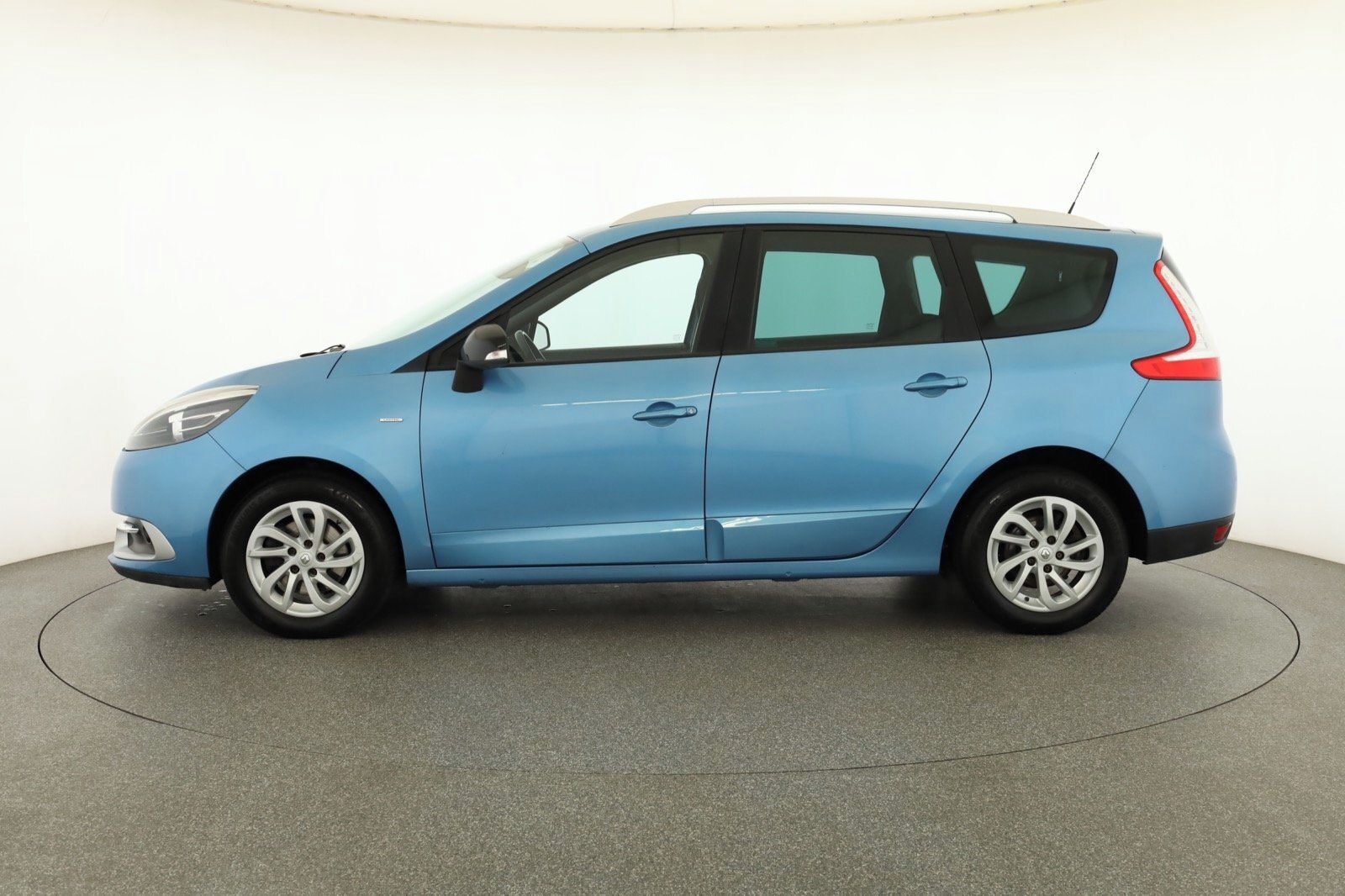 Renault Grand Scénic, 1.2 TCe, Automatická klima - fotka 3