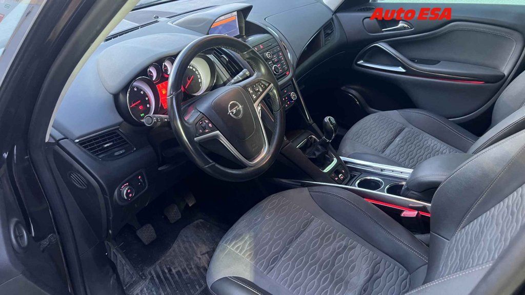 Opel Zafira, 1.4T Tourer,ČR - fotka 3