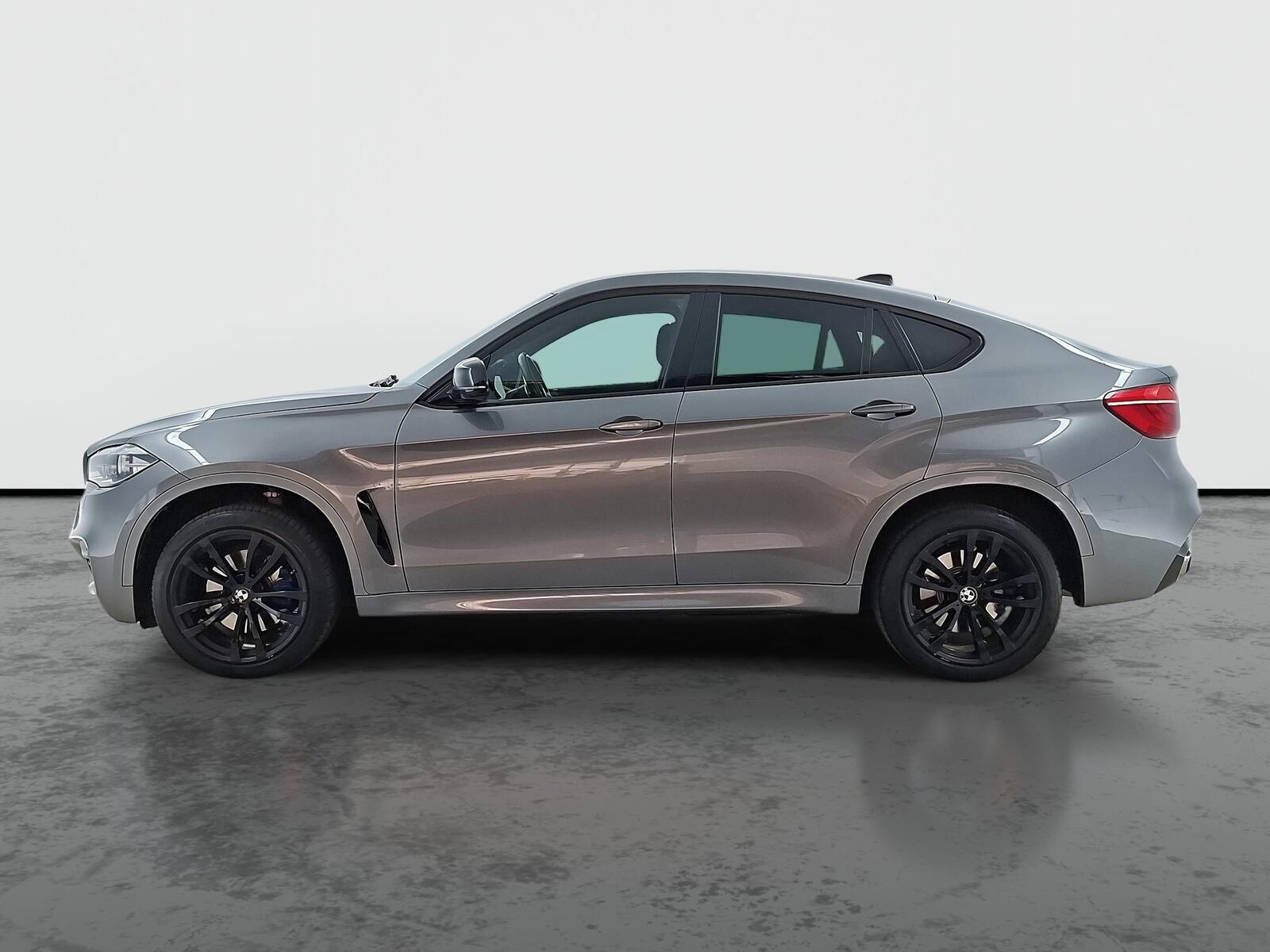 BMW X6, xDrive40d, M Paket, 4X4 - fotka 3