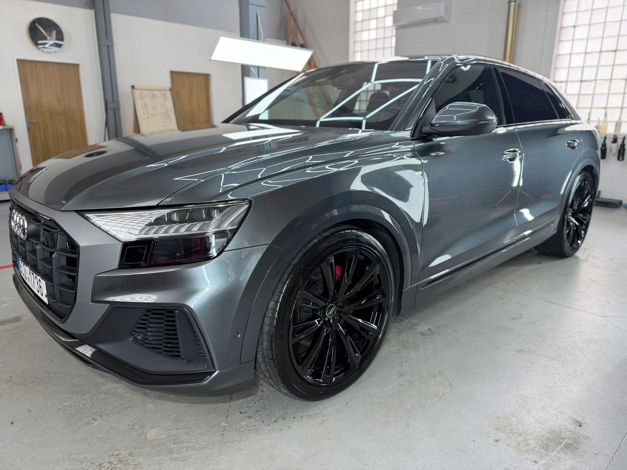 Audi Q8, 55 tfsi - fotka 6