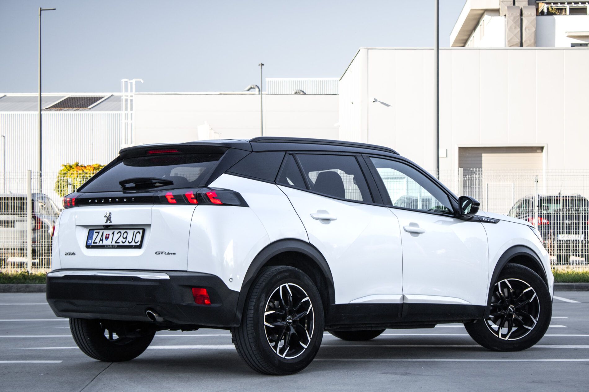 Peugeot 2008 - fotka 5