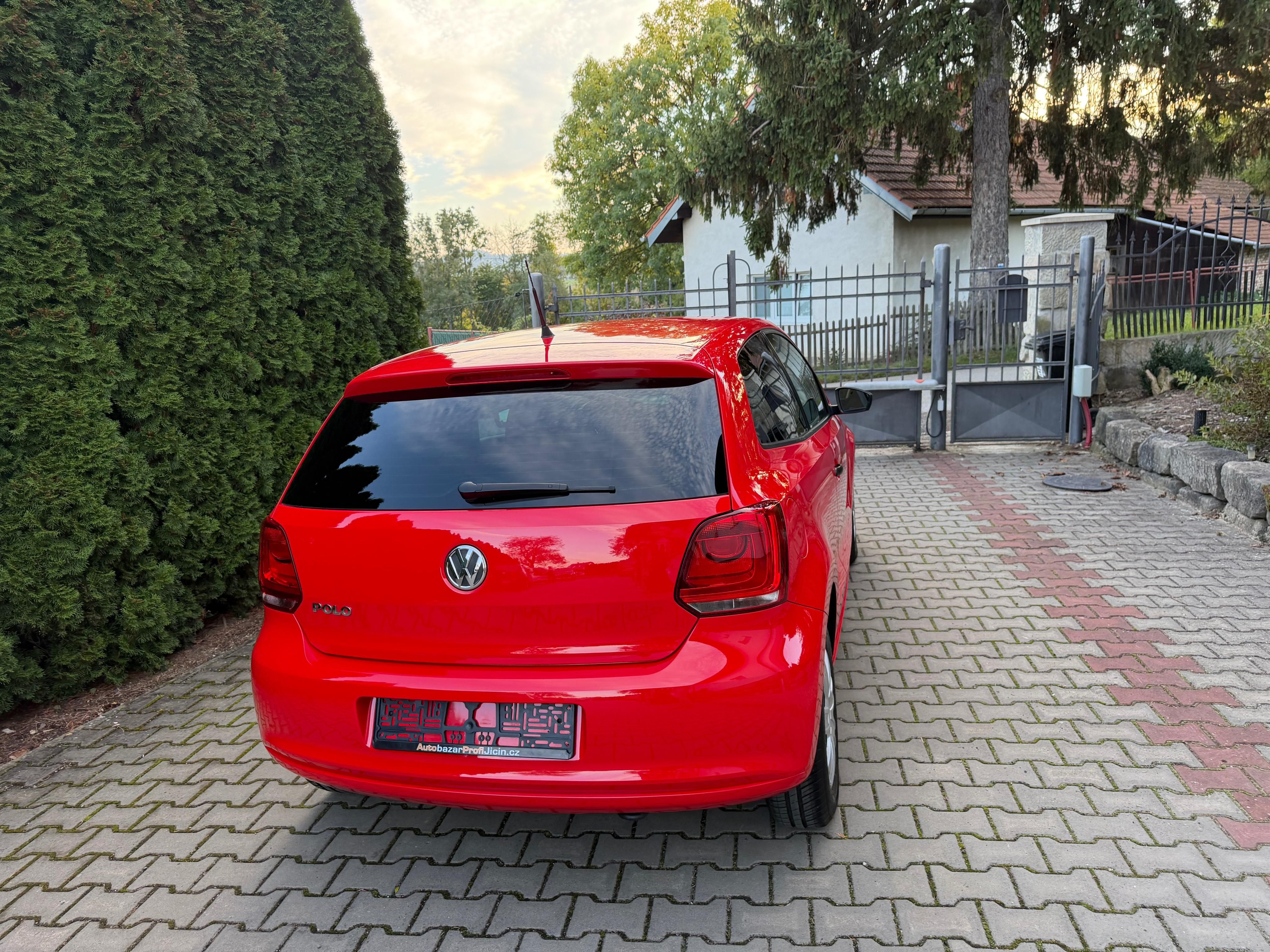 Volkswagen Polo, 1,2 i klima , pravidln.servis - fotka 5