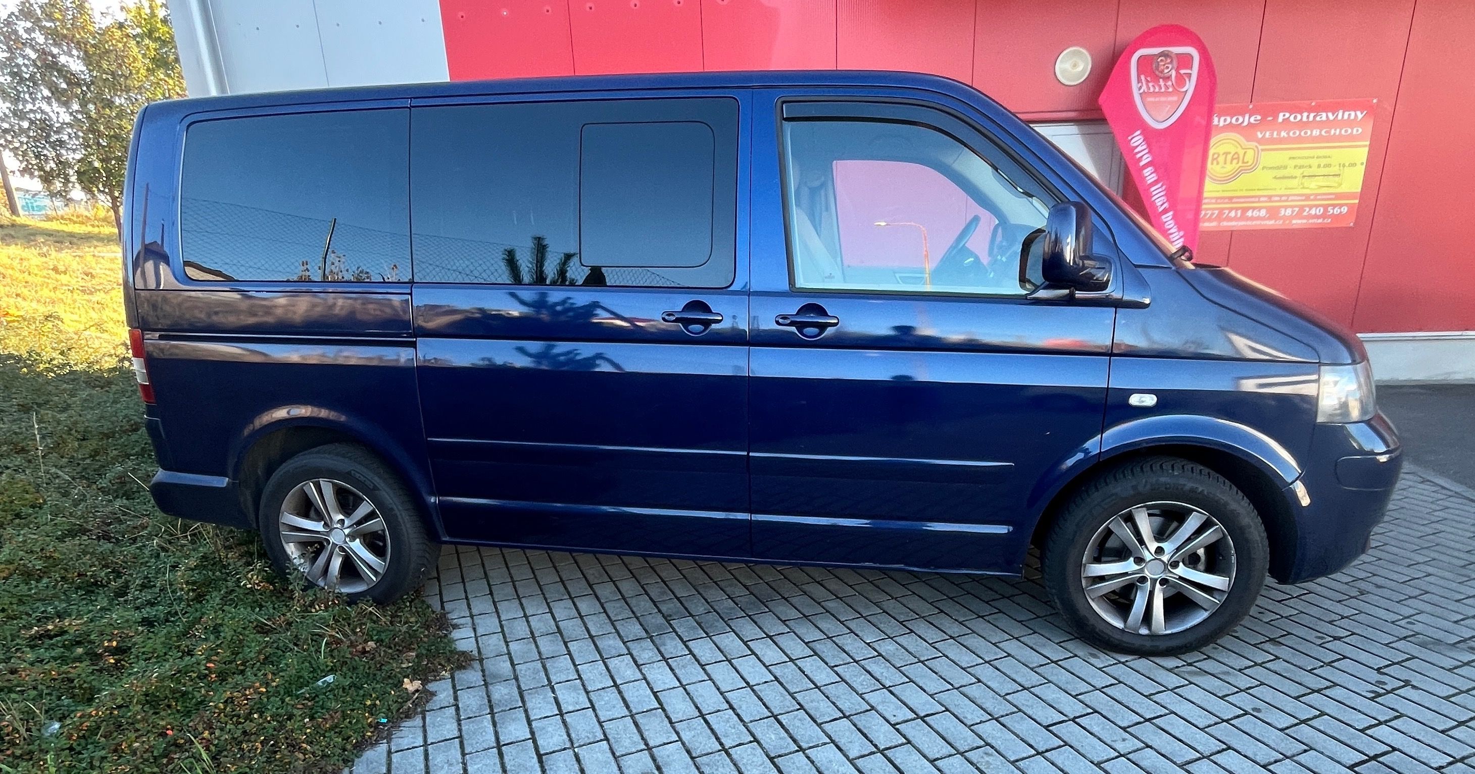 Volkswagen Multivan, Volkswagen T5 Multivan Highlin - fotka 3