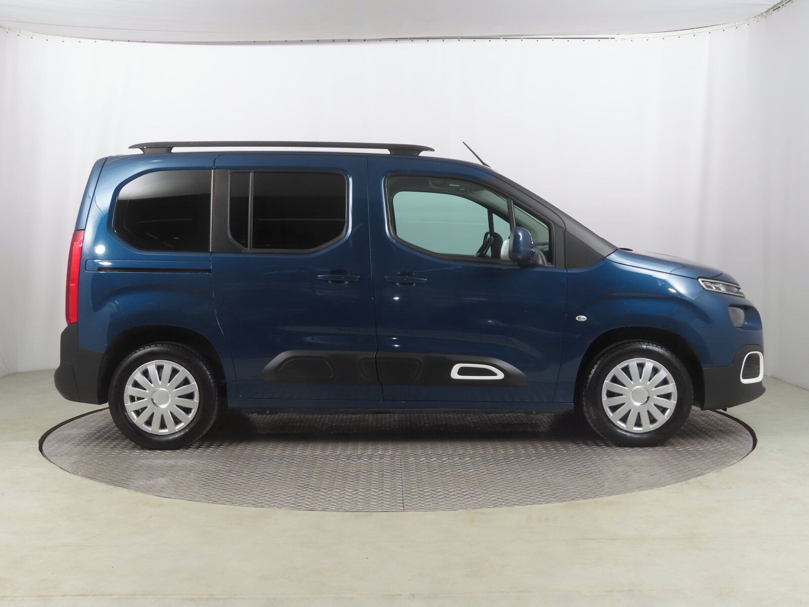 Citroën Berlingo, 1.5 BlueHDi, Feel, 5Míst, ČR - fotka 6