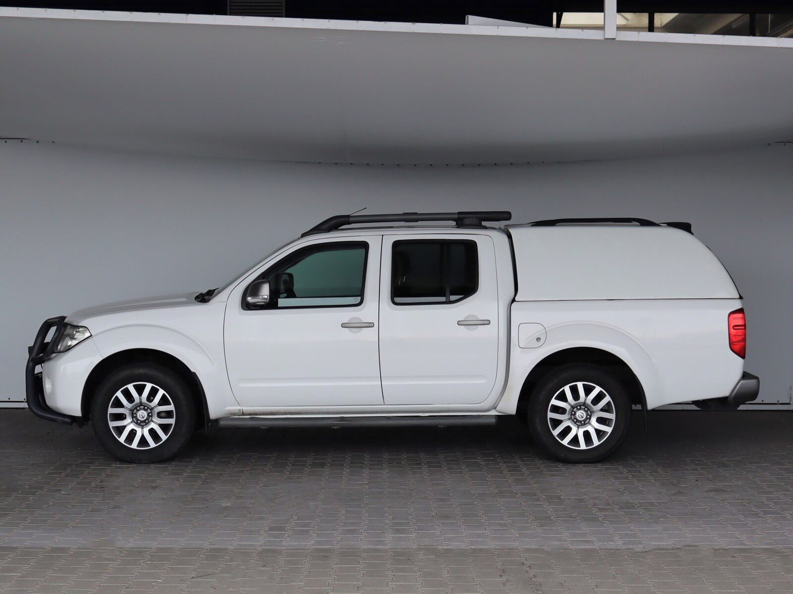 Nissan Navara, 2.5 D, 4X4, Serv.kniha - fotka 3