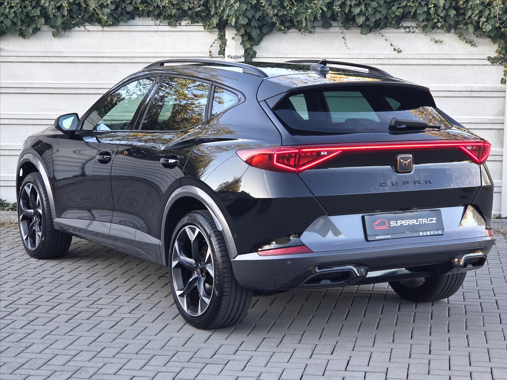 Cupra Formentor, 2,0 TSi DSG 4x4 Matrix Tažné Z - fotka 4