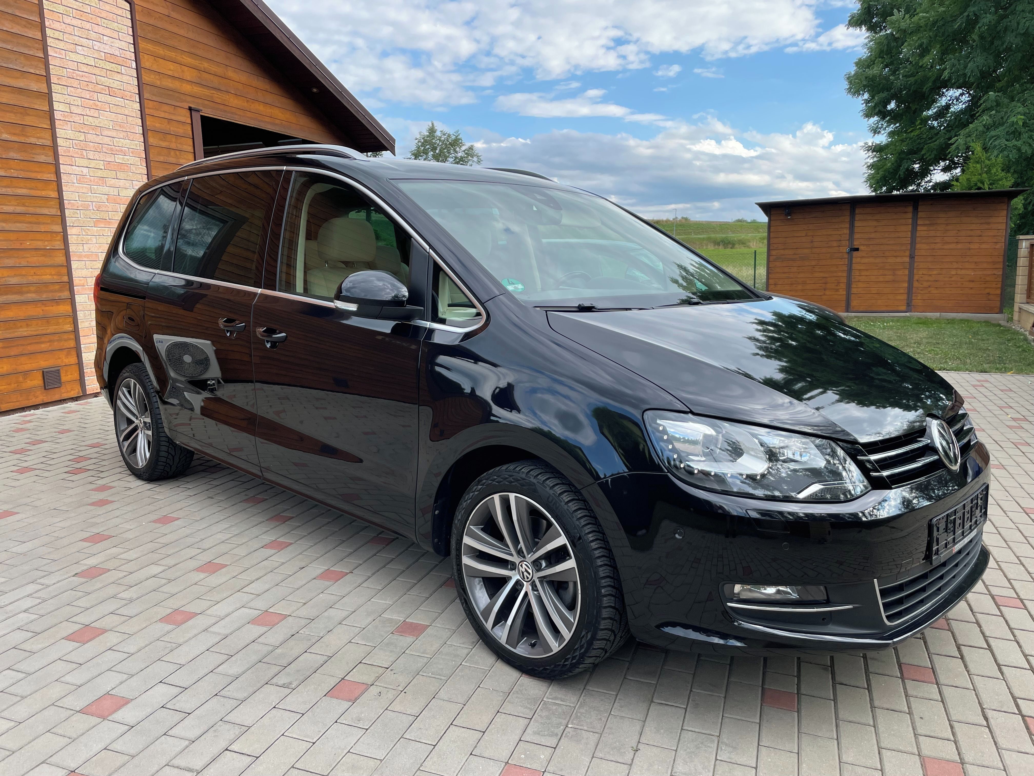 Volkswagen Sharan, VW Sharan 2.0 TDI 135kW Highli - fotka 4