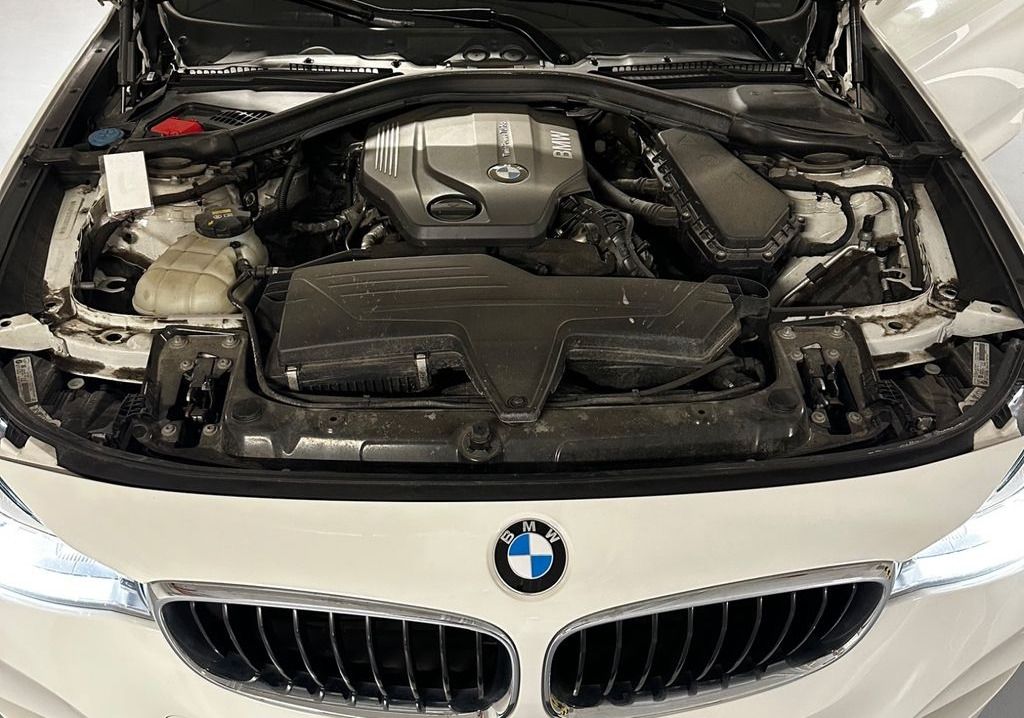 BMW Řada 3, xDrive GT, Mpaket - fotka 5