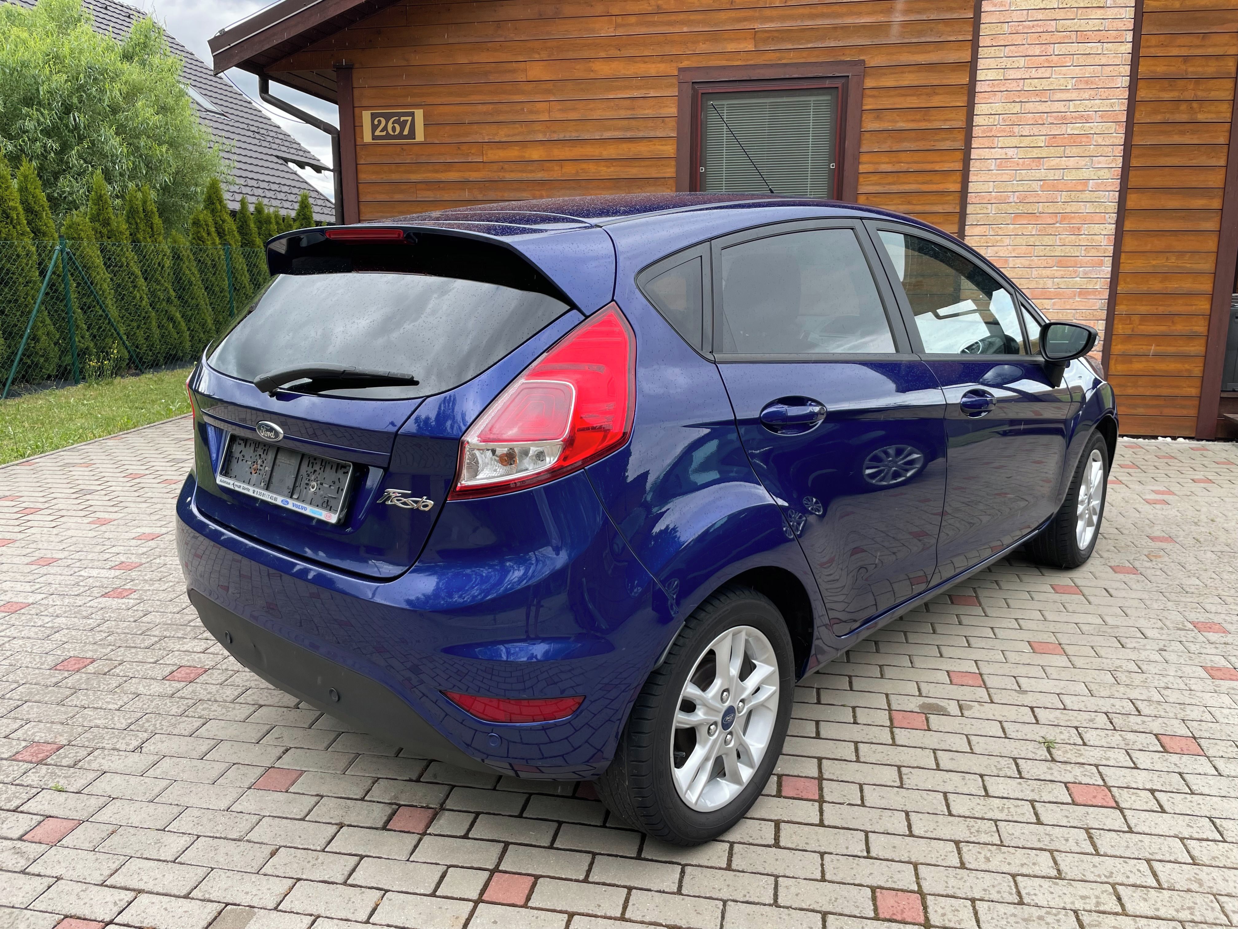 Ford Fiesta, Celebration / Pouze 40tis. km - fotka 5